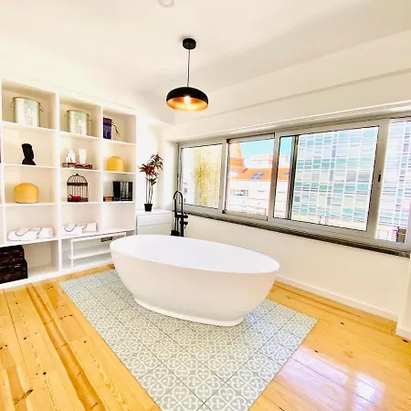 The Postcard Avenue Bed & Breakfast 4*