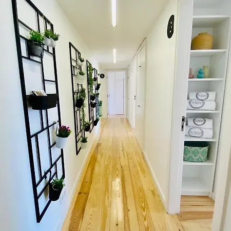 The Postcard Avenue Bed & Breakfast 4*