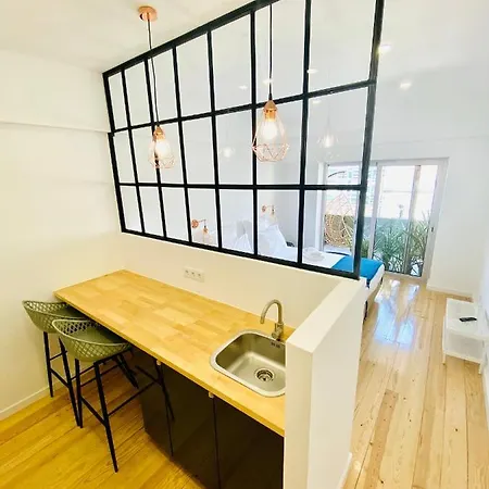 Bed & Breakfast The Postcard Avenue Lisboa