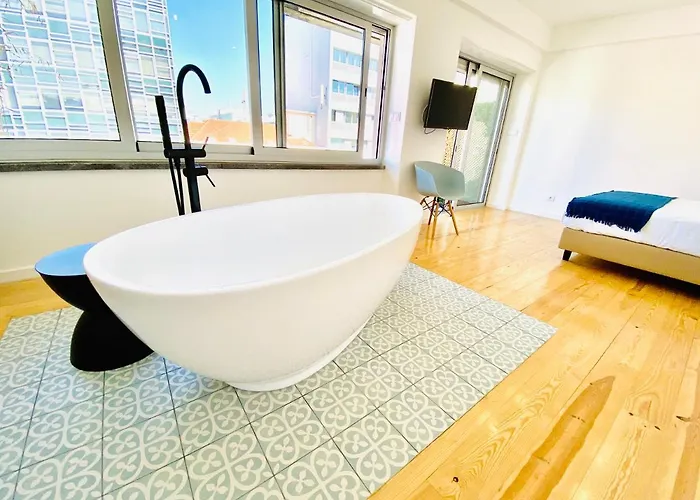 The Postcard Avenue Bed & Breakfast 4*