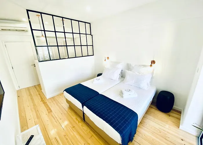 The Postcard Avenue Bed & Breakfast