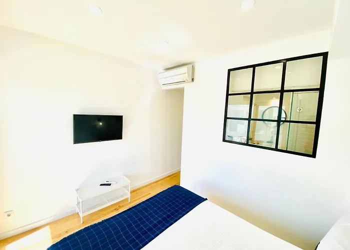 The Postcard Avenue Bed & Breakfast