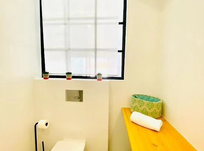 The Postcard Avenue Bed & Breakfast