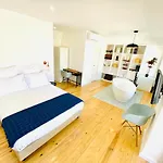 The Postcard Avenue 4*